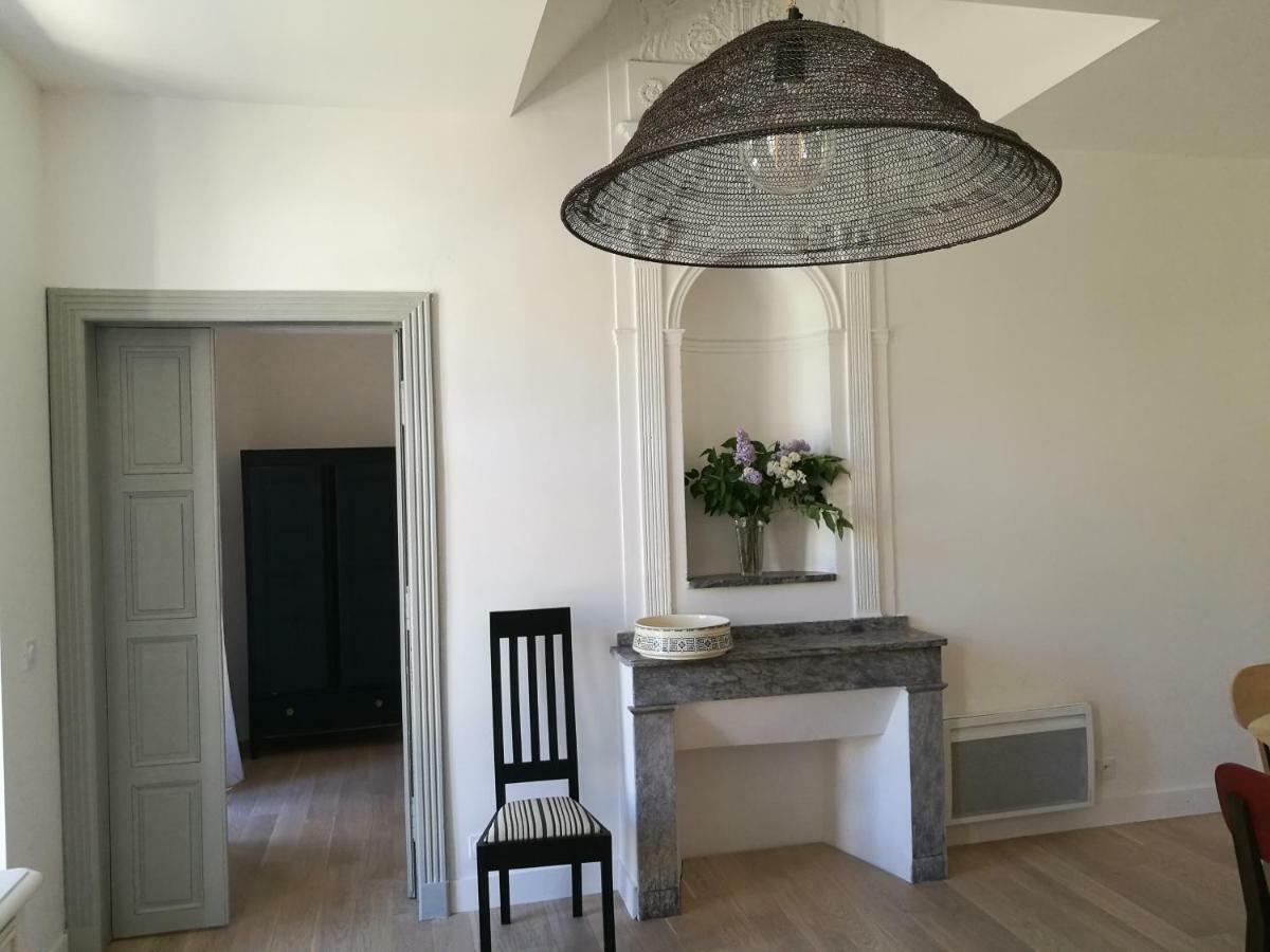 Gite Maison De L'Abbe ソレーズ エクステリア 写真